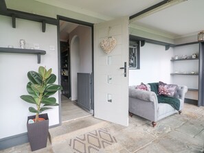 Living area - The Lodge at Wildersley Farm (Belper)
