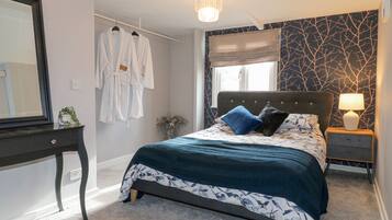 3 bedrooms, individually decorated, individually furnished, free WiFi