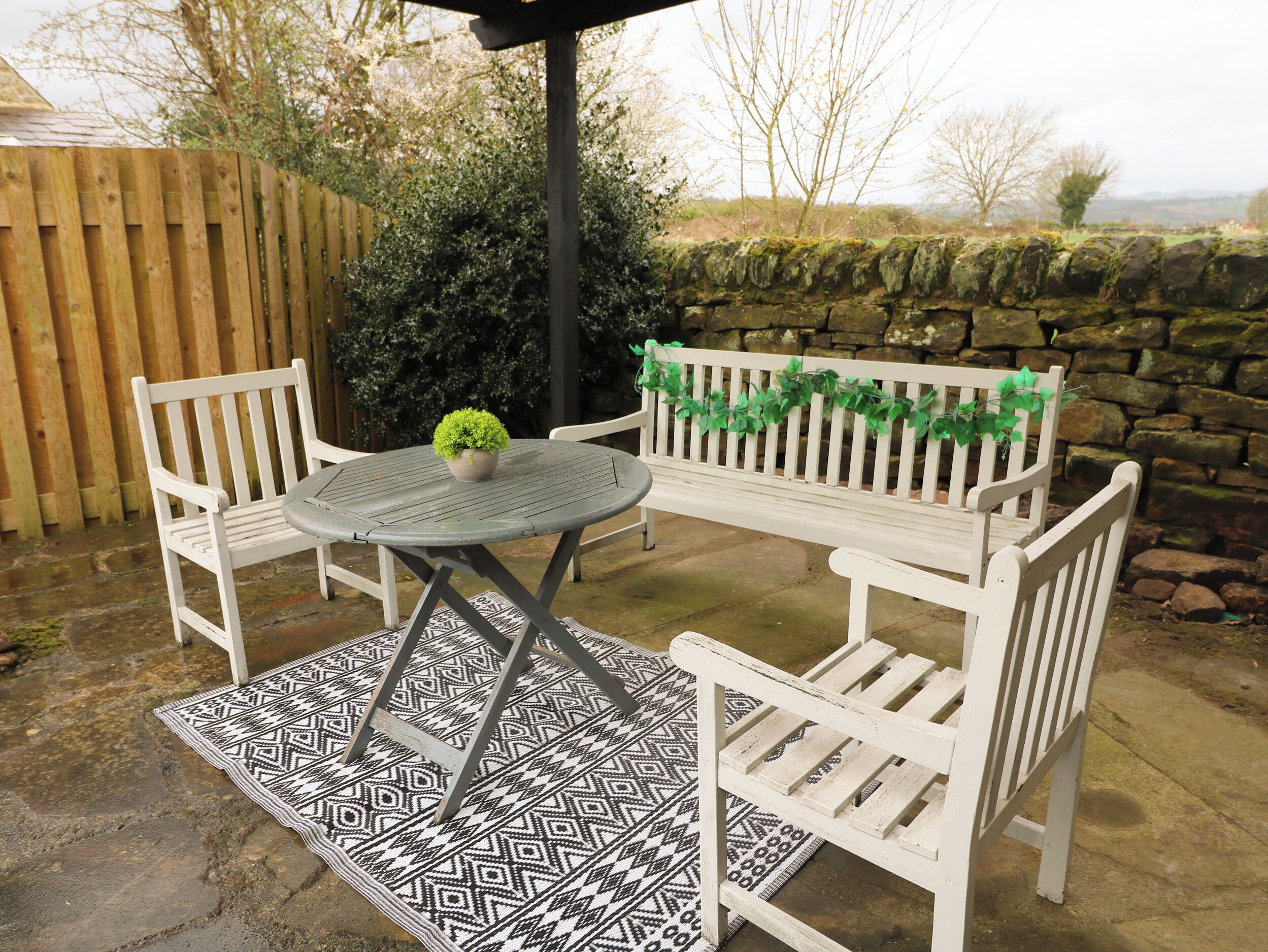 Cottage | Outdoor dining