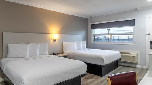 Motel 6 – Cornwall, ON