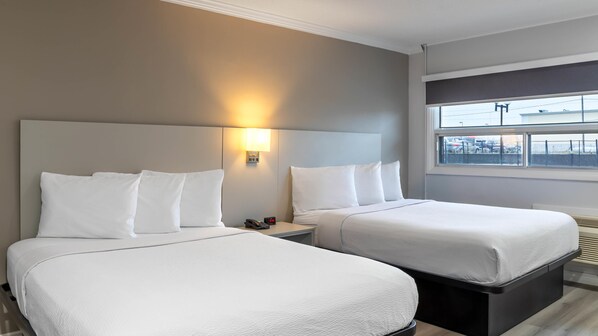 Deluxe Room, 2 Queen Beds, Non Smoking, Refrigerator & Microwave