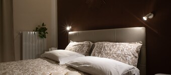 Corte Nicolaiana Apts by Wonderful Italy