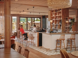 Bar (en la propiedad)
