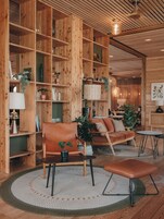 Sala de estar en el lobby