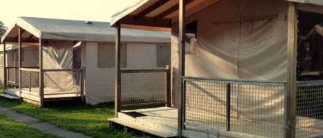 Enceinte de lâhĂ©bergement