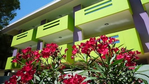 Unclassified image, 3 of 20, button - Vibrant apartment with pool-Beahost (Bibione)