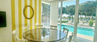 Stunning villa with pool and lagoon view