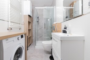 Shower, towels, soap, shampoo