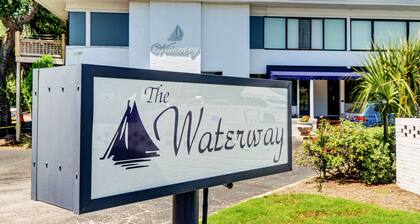 Coastal Comfort at The Waterway: Studio with Pool & Dining Nearby!