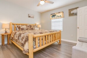 4 quartos, escrivaninha, Wi-Fi de cortesia, roupa de cama