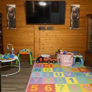 Children’s area - Moonshine Lodge. (Sevierville)