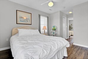 4 bedrooms, travel cot, free WiFi, bed sheets