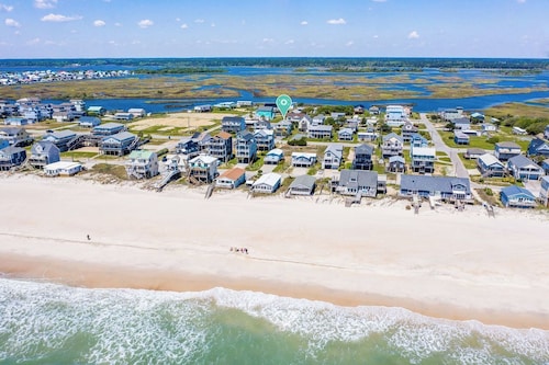 2383 Island Drive: 4  BR, 3  BA House in N. Topsail Beach, Sleeps 8