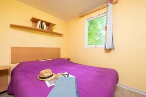 2 室のベッドルーム、WiFi