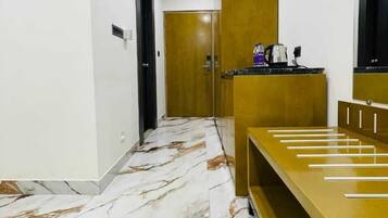 Premium Room, 1 Bedroom | 1 bedroom, iron/ironing board, free WiFi