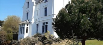 Très Belle et Grande Villa Familiale Idéalement Située au Val-andré