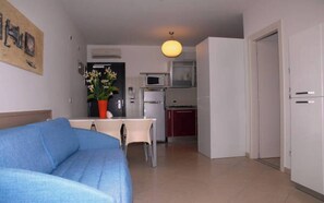 TV - Refined comfort stay with spa (Bibione)