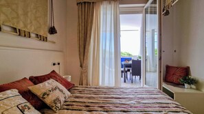 2 chambres, fer et planche à repasser, accès Internet, draps fournis