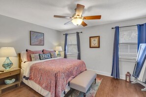 2 chambres, fer et planche à repasser, Wi-Fi gratuit, draps fournis