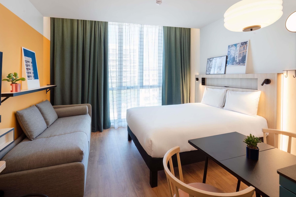 Studio, Multiple Beds | In-room safe, desk, laptop workspace, blackout drapes
