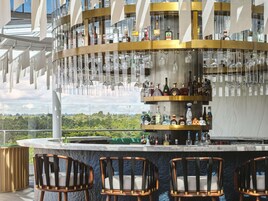 酒吧（店内）