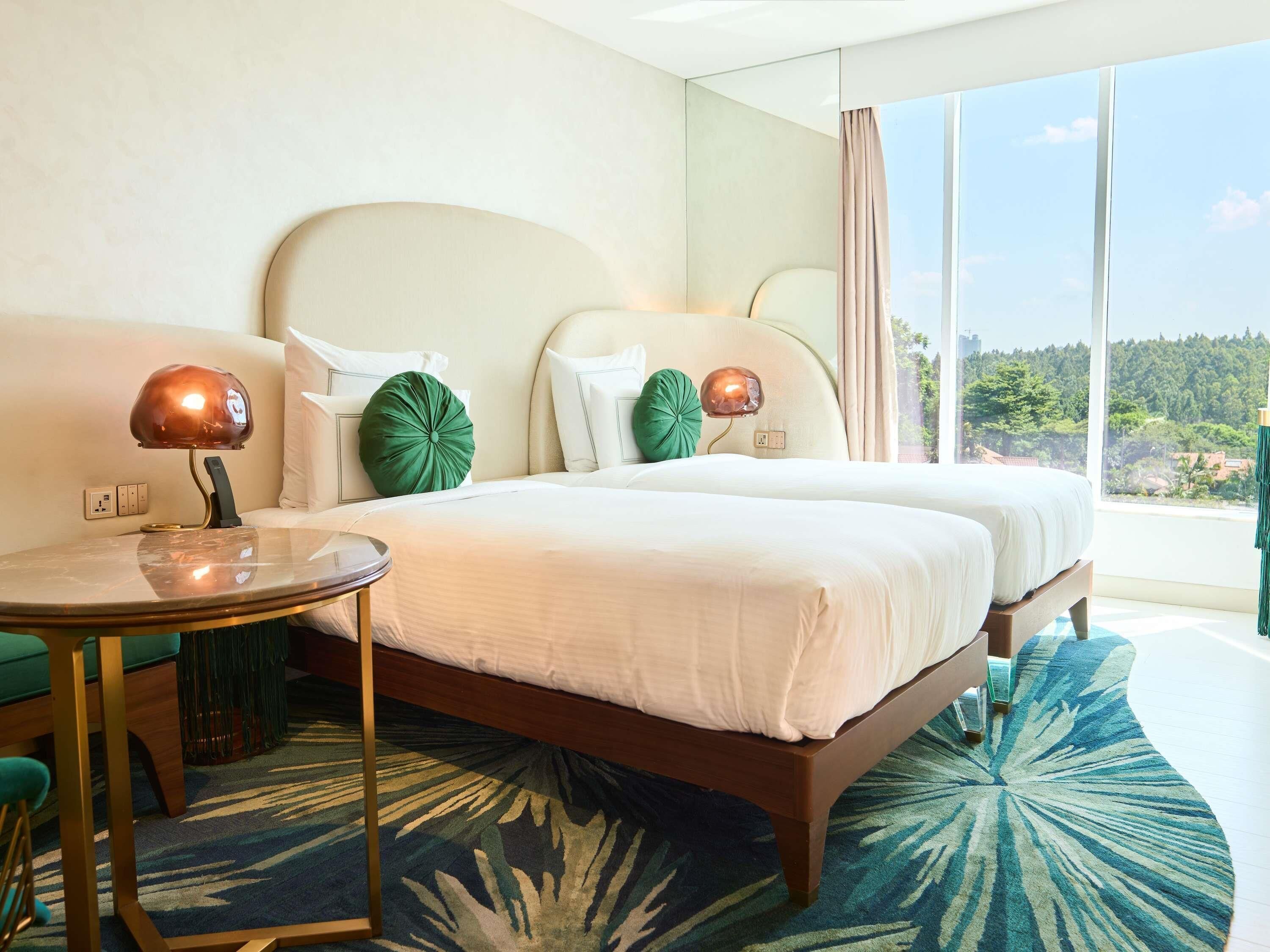 高級客房, 2 張單人床 | 防敏寢具、迷你吧、房內夾萬、書桌