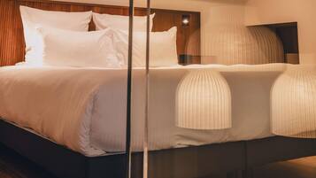 Junior suite, 1 kingsize bed met slaapbank (Superior) | Een kluis op de kamer, verduisterende gordijnen, geluiddichte muren