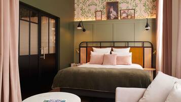 Hochwertige Bettwaren, Pillowtop-Betten, Zimmersafe