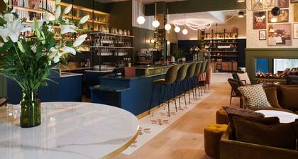 Square Lodge Hotel La Roche Sur Yon - Handwritten Collection