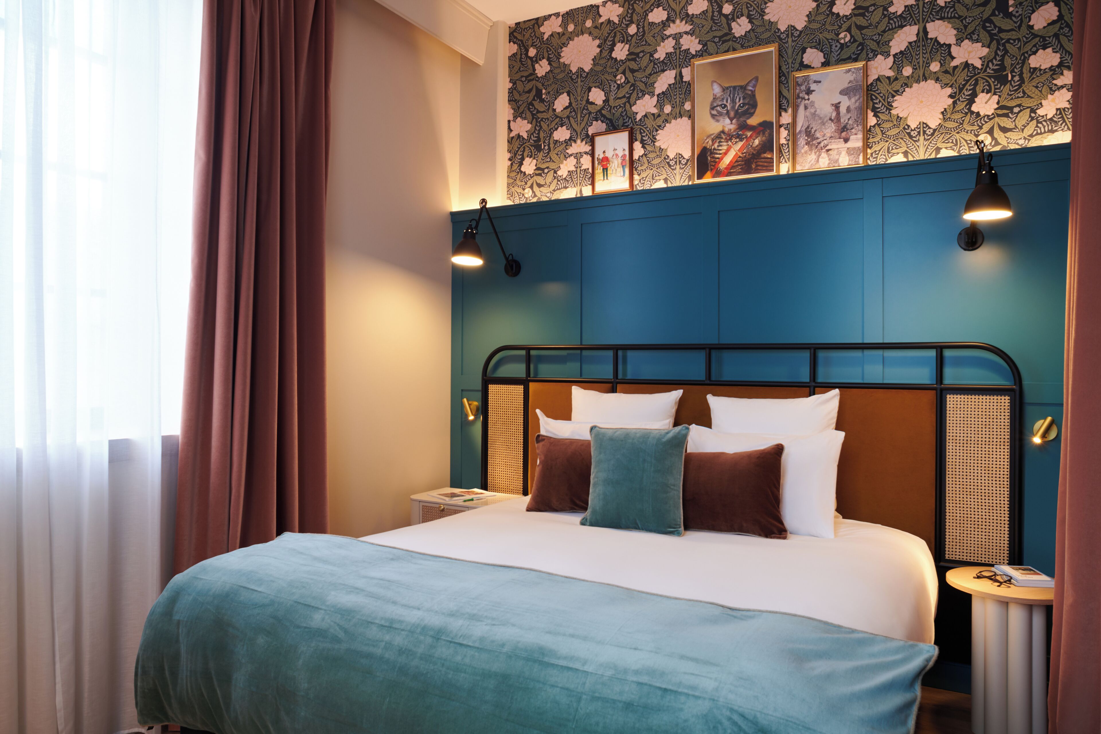 Photo - Square Lodge Hotel La Roche Sur Yon - Handwritten Collection