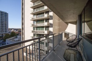 Business Apartment | Balcony