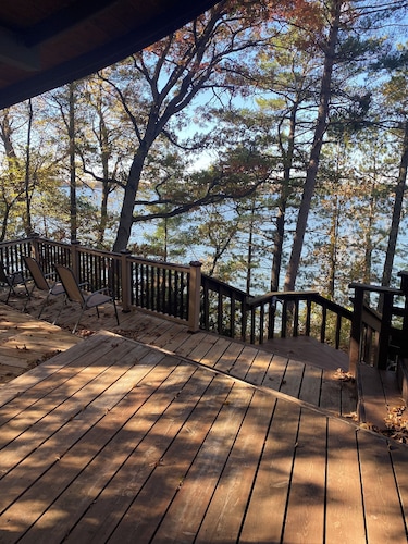 Sleepy Deer Chalet!  Spacious, Well-Appointed home on Beautiful Lake Wapogasset!