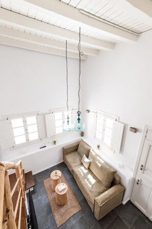TV, offices