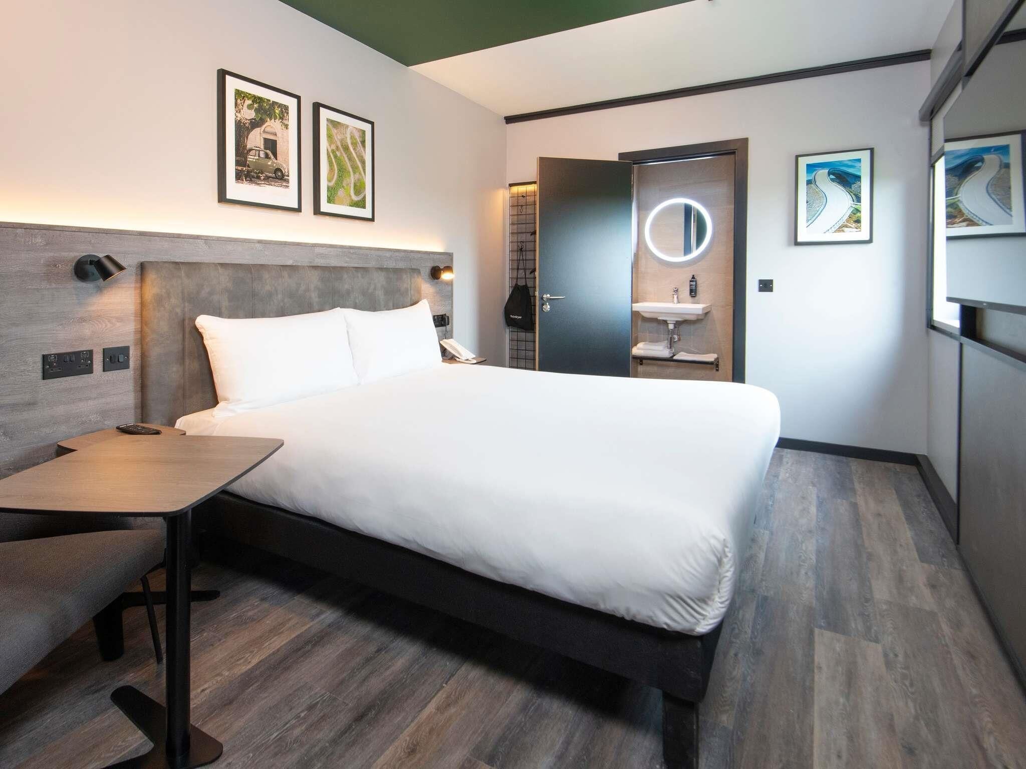 Standard Double Room, Accessible (Ambulant) | Laptop workspace, iron/ironing board, WiFi (free), bed sheets