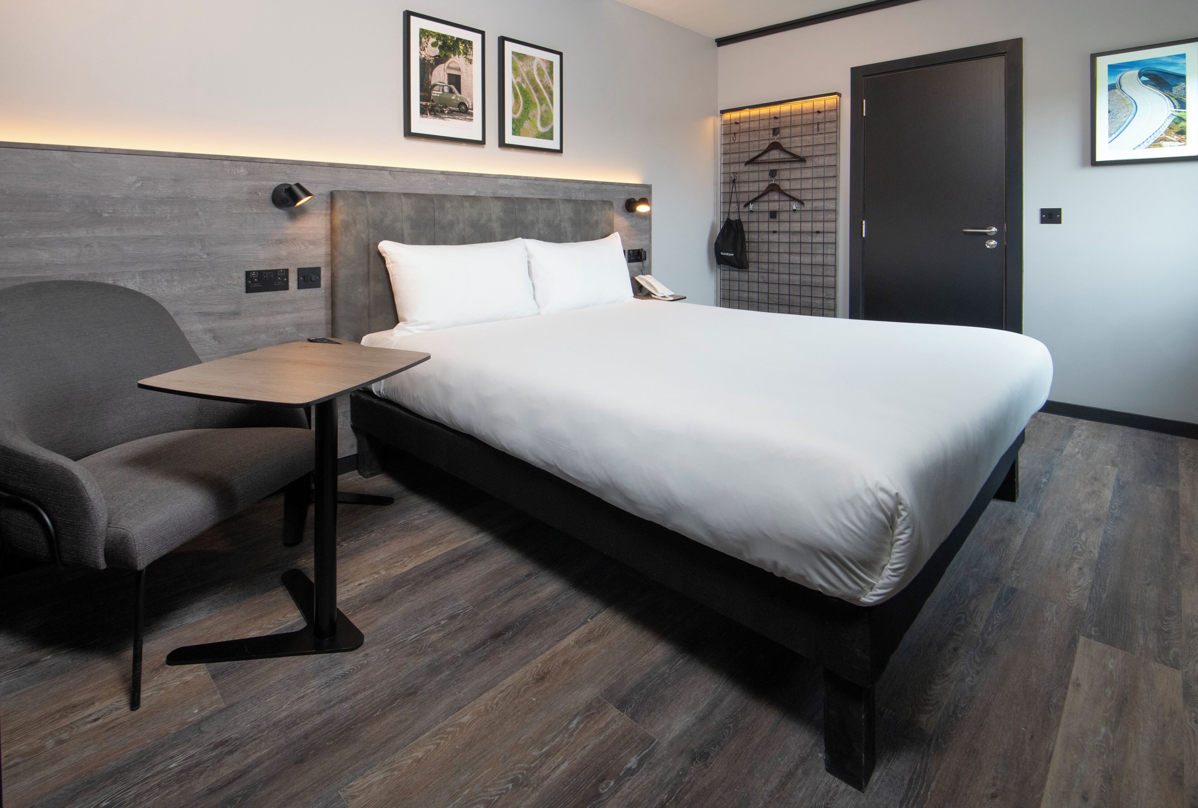 Standard Double Room, Accessible (Ambulant) | Laptop workspace, iron/ironing board, WiFi (free), bed sheets