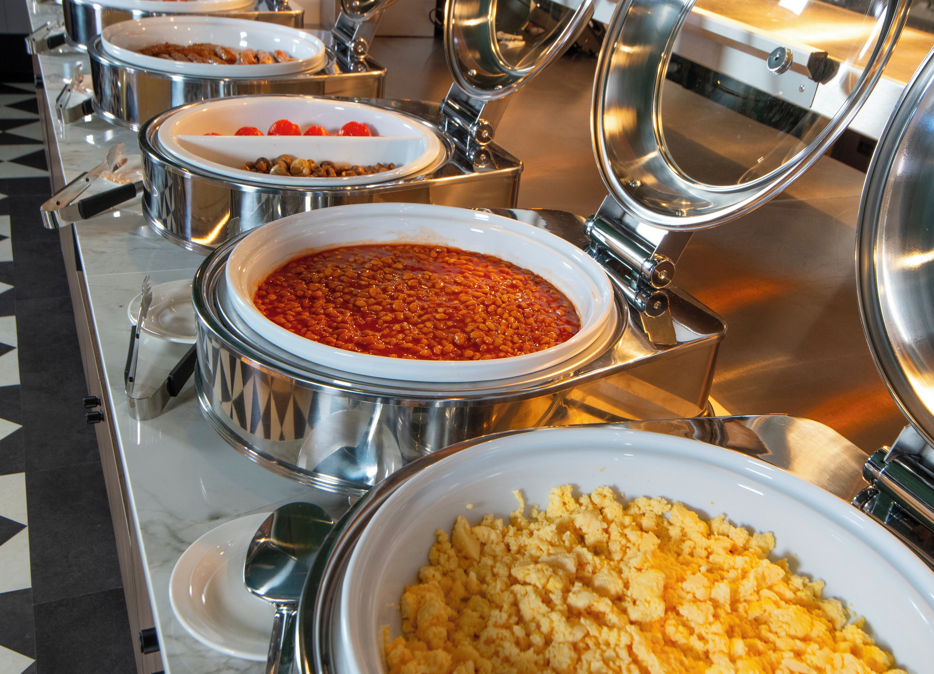 Daily buffet breakfast for a fee