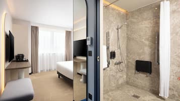 ห้องสแตนดาร์ด, เตียงใหญ่ 1 เตียง, วิวเมือง (Accessible) | ตู้นิรภัยในห้องพัก, โต๊ะทำงาน, พื้นที่ทำงานแบบใช้แล็ปท็อป, Wi-Fi ฟรี