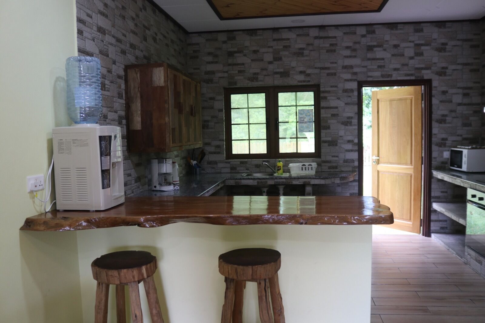 Full-sized fridge, microwave, electric kettle, toaster