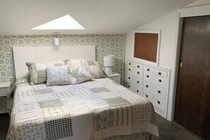 5 chambres, fer et planche à repasser, Wi-Fi, literie fournie