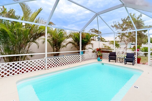 Pool - Dog-friendly sunny stay with private pool, patio, full kitchen, sunroom & W/D (Venice)