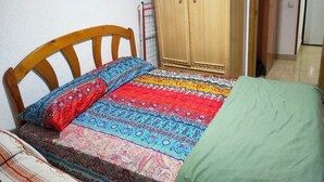 1 chambre, accès au Wi-Fi (inclus), literie fournie