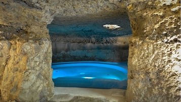 Hot stone massages, deep-tissue massages, Swedish massages