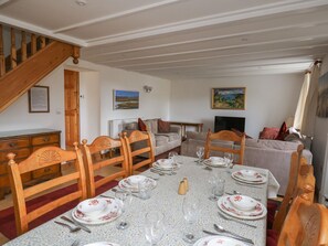 Dining - Pant (Llandysul)