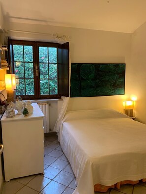 4 Schlafzimmer, Bügeleisen/Bügelbrett, WLAN, Bettwäsche