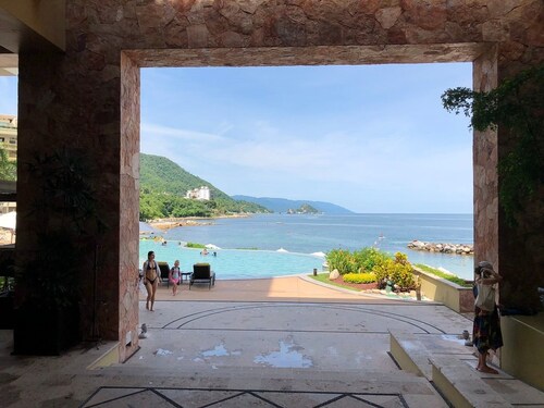 Garza Blanca Preserve Resort Puerto Vallarta, Mexico Junior Panorama Suite