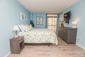 2 bedrooms, internet, bed sheets