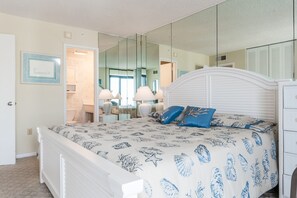 3 bedrooms, Internet - Direct Oceanfront Condo with Ocean and Bay Views (Ocean City)