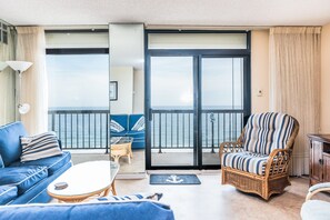 TV - Direct Oceanfront Condo with Ocean and Bay Views (Ocean City)
