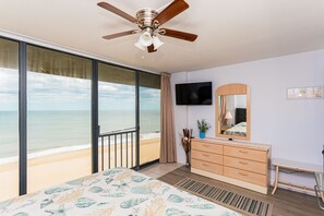 2 bedrooms, Internet - 2 Bedroom, 2 Bath Oceanfront Townhouse (Ocean City)