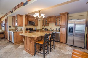 Fridge, microwave, coffee/tea maker, toaster
